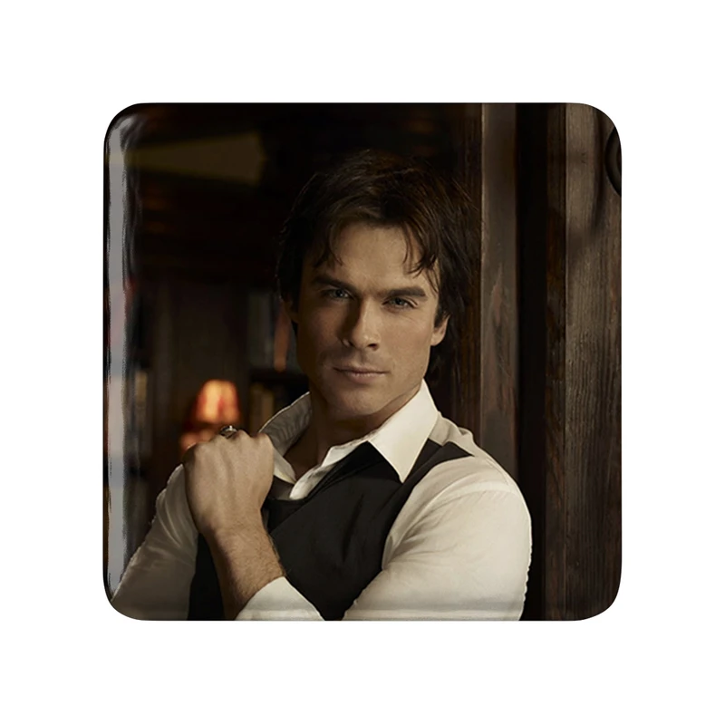 مگنت خندالو طرح دیمون خاطرات یک خون آشام The Vampire Diaries  مدل مربعی کد 20269