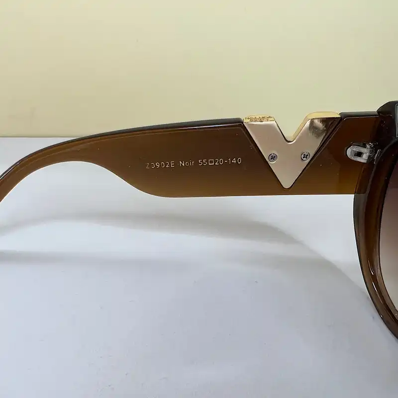 عینک آفتابی لویی ویتون مدل lv790