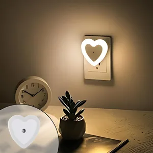 چراغ خواب مدل سنسوردار GH10