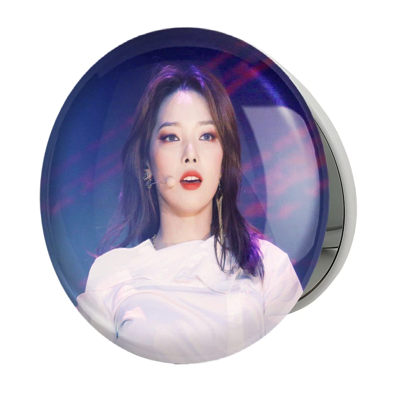 آینه جیبی خندالو طرح سومین گروه کارد KARD مدل تاشو کد 12396 