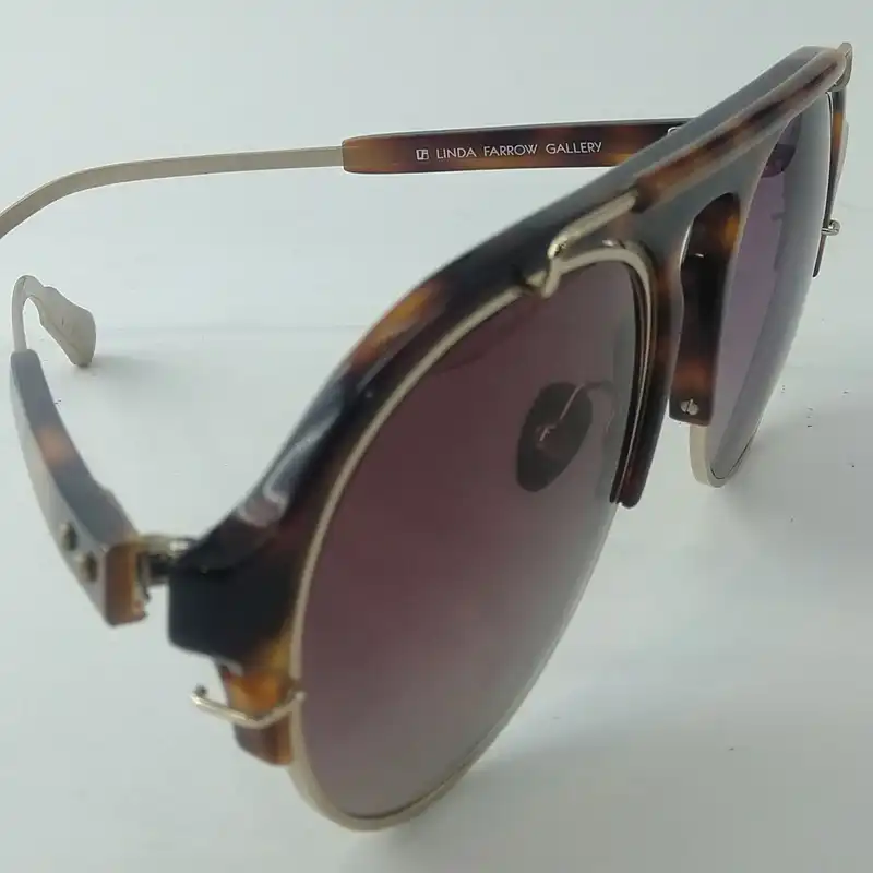 عینک آفتابی زنانه لیندا فارو مدل KRISVANASSCHE