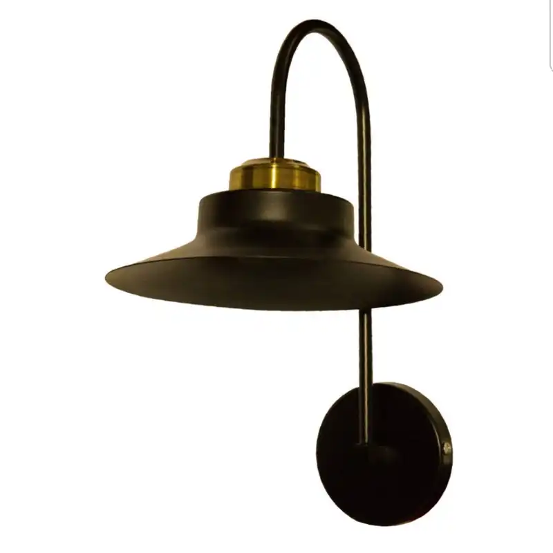 چراغ دیواری کد ۱۰۷۷