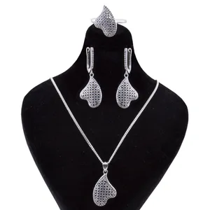     نیم ست نقره زنانه بازرگانی میلادی کد NTR_104