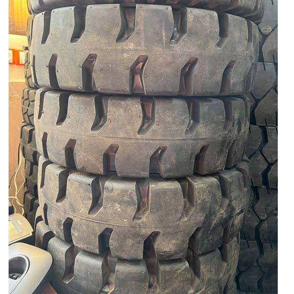 لاستیک لیفتراک کاسمینا مدل 121A5 سایز 15-8.15 - دو حلقه