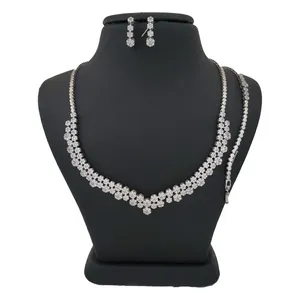 نیم ست نقره زنانه ترمه ۱ مدل فلاور کد S 0043