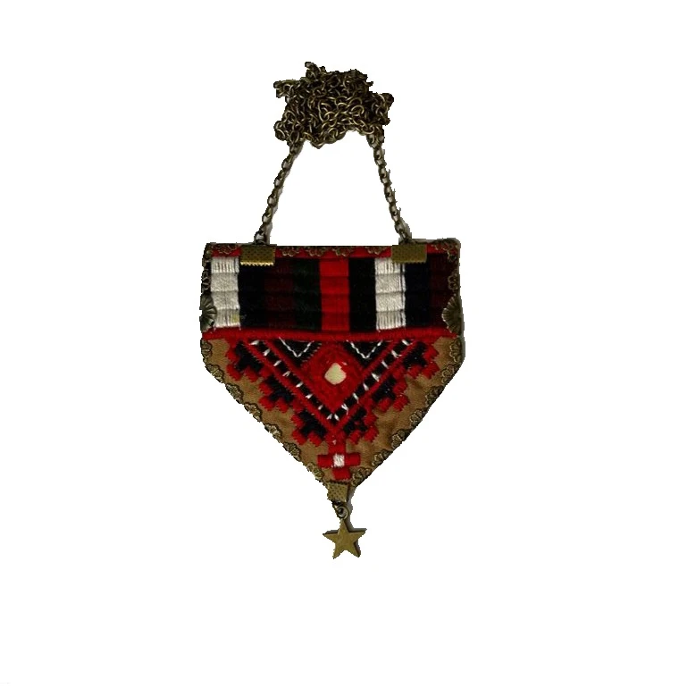 گردنبند سوزن دوزی کد L37