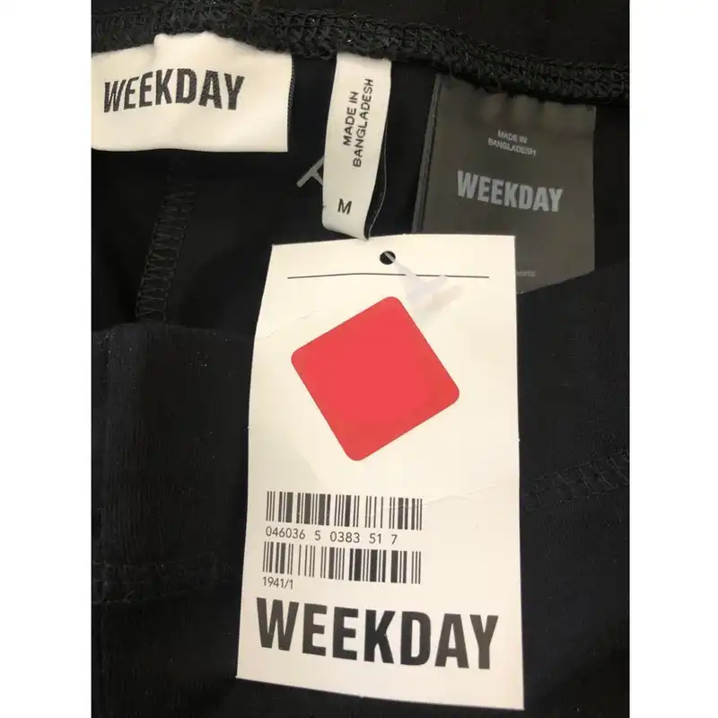 شلوارک ورزشی زنانه ویک دی مدل 0913762001