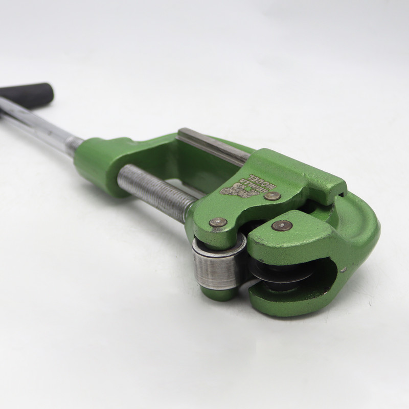 قیچی لوله بر مدل گوریلا کد YPM-1/8-2INCH