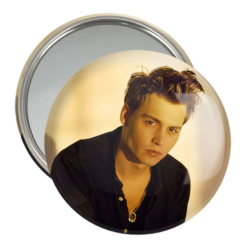 آینه جیبی خندالو مدل جانی دپ Johnny Depp  کد 3293