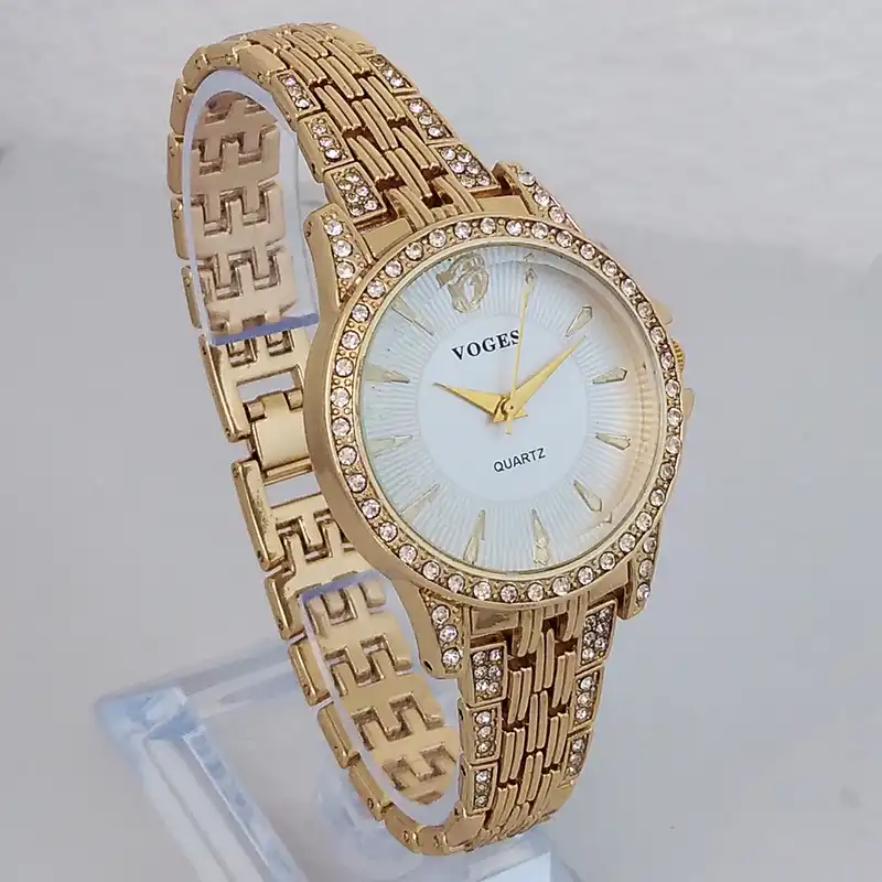 ساعت مچی عقربه ای زنانه مدل بندفلزی فانتزی پرنگین مجلسی کد 2032