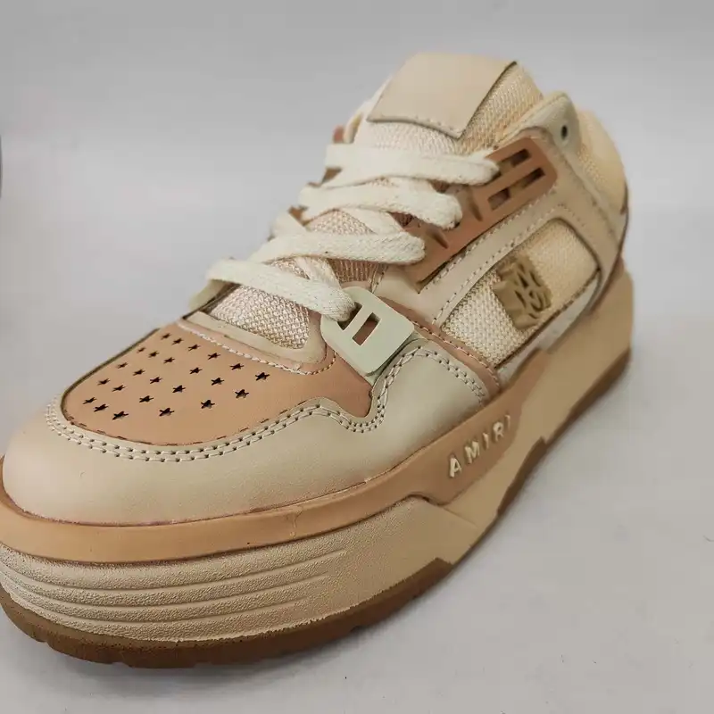 کفش پیاده روی مدل 2025