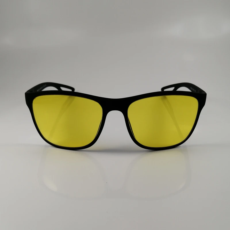 عکس شماره 2 : عینک شب مدل runway-yw