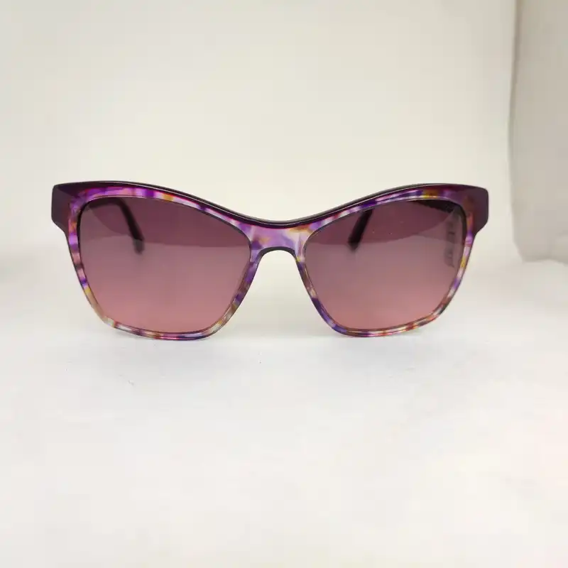 عینک آفتابی زنانه آگاتا روز دلا پرادا مدل AR21320