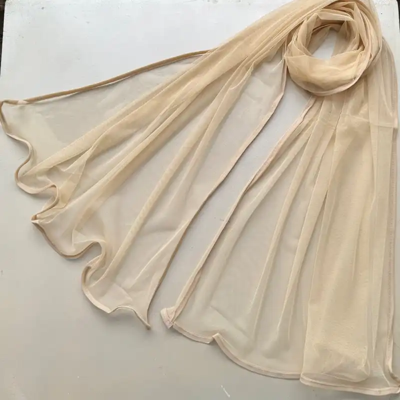 شال زنانه مدل ساده توری مهمانی دور نوار دوزی شده تابستانی کد 4