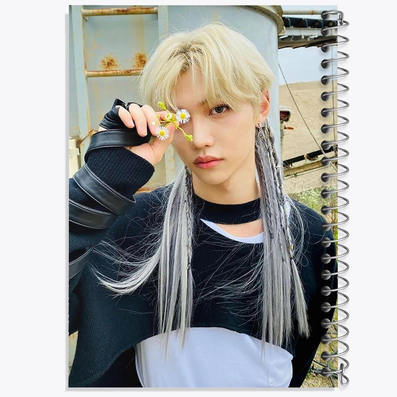 دفتر مشق 50 برگ خندالو مدل فلیکس گروه استری کیدز Stary Kids کد 16946