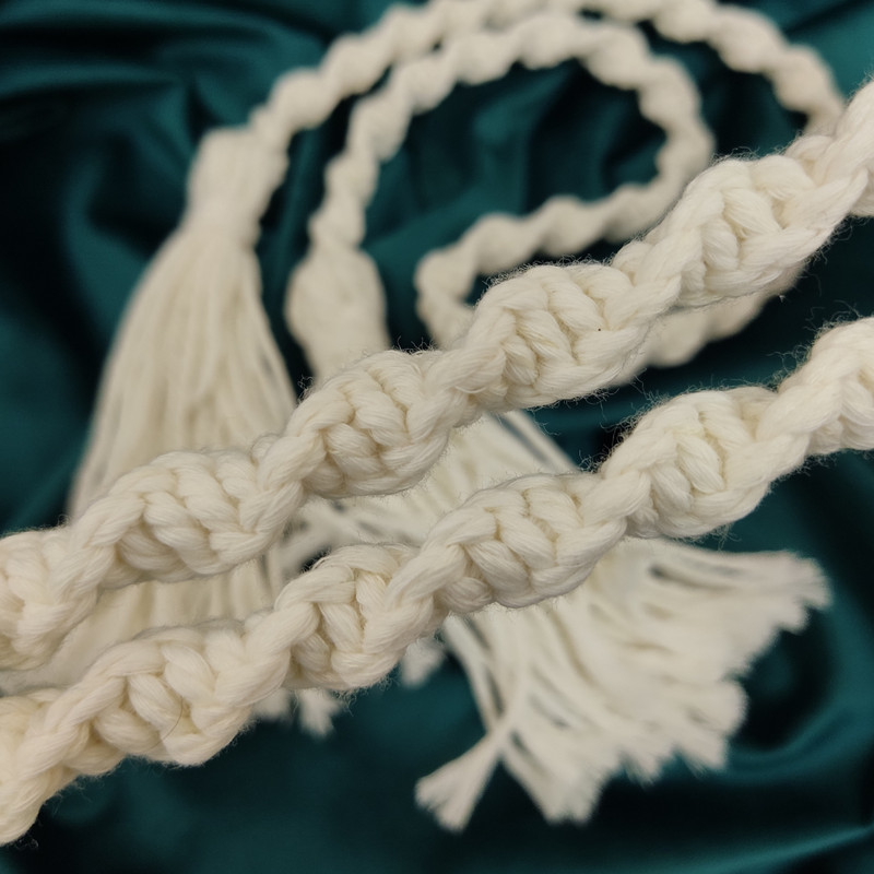 پرده جمع کن مدل مکرومه منگوله دار