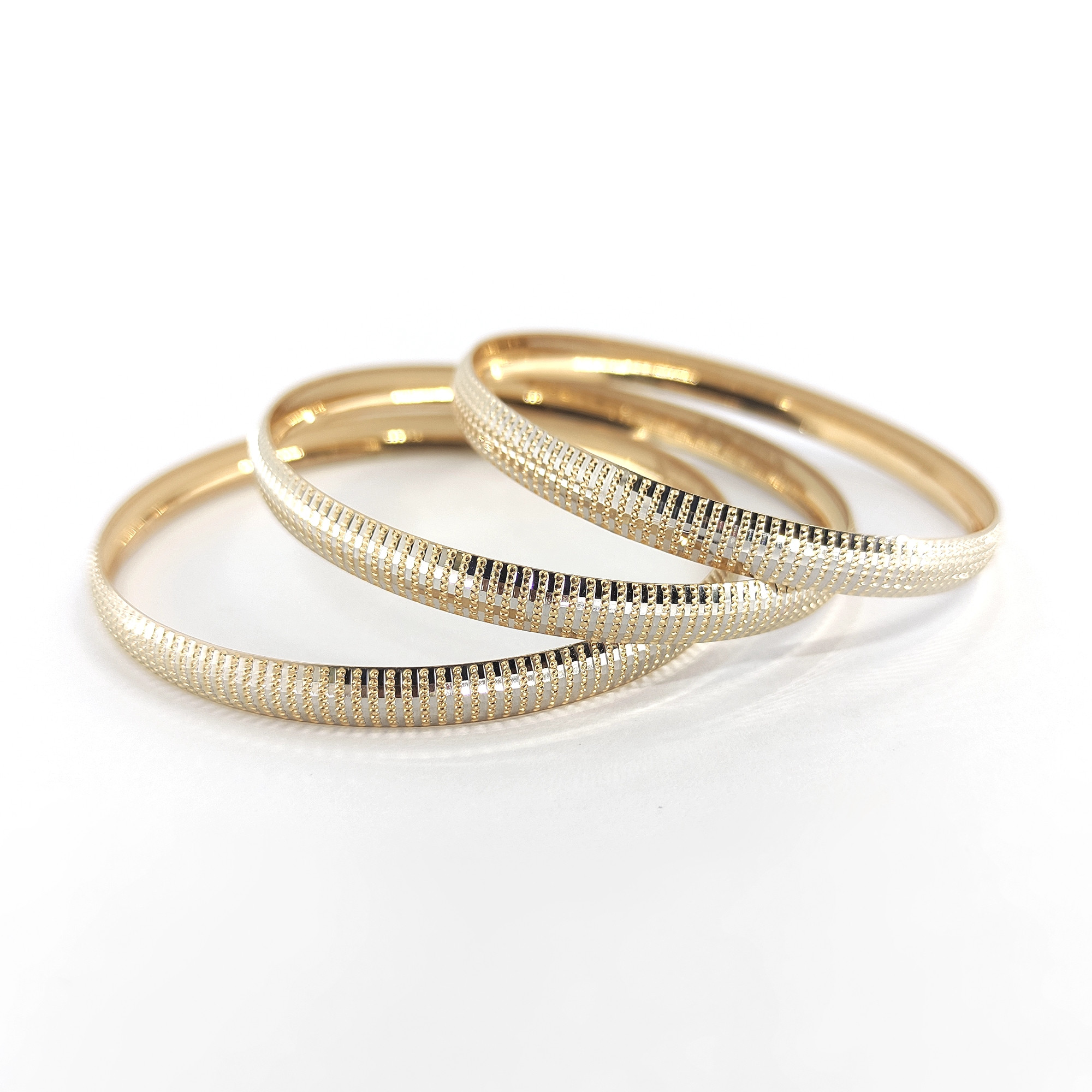 النگو طلا 18 عیار زنانه طلا و جواهر سازی افرا مدل تراش 428 النگو طلا 18 عیار زنانه طلا و جواهر سازی افرا مدل تراش 428