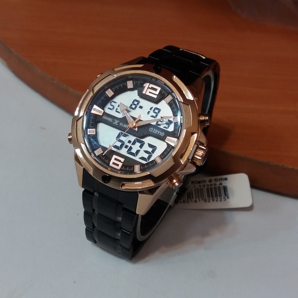 قیمت                                      ساعت مچی عقربه‌ای مردانه دنیل کلین مدل DK.1.112355.4