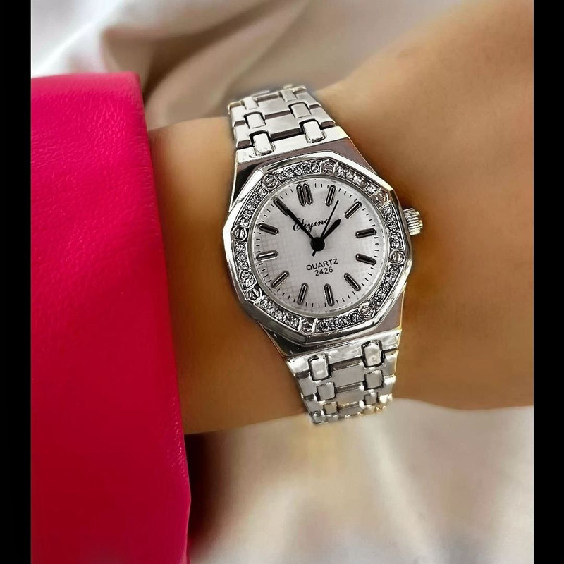 ساعت مچی عقربه ای زنانه مدل دورنگین 097