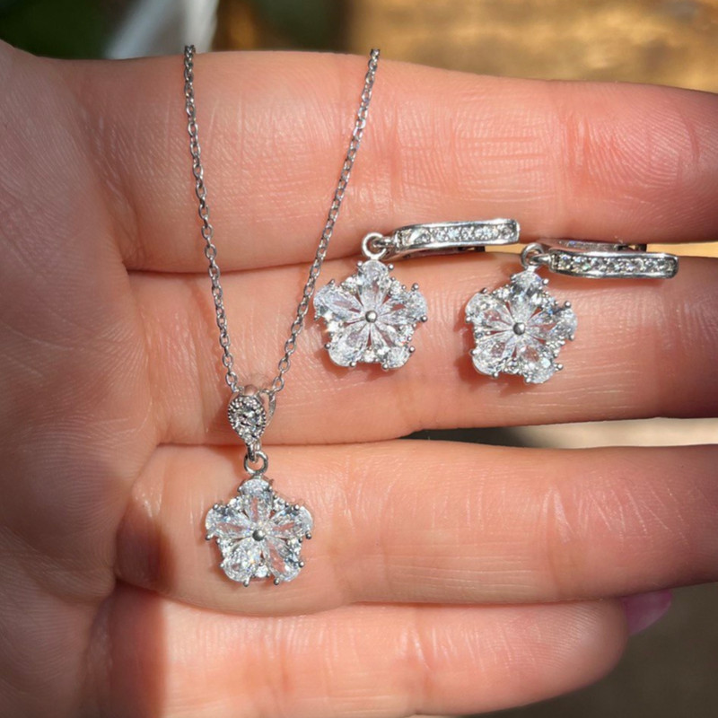 نیم ست نقره زنانه مدل شکوفه کد BARF11