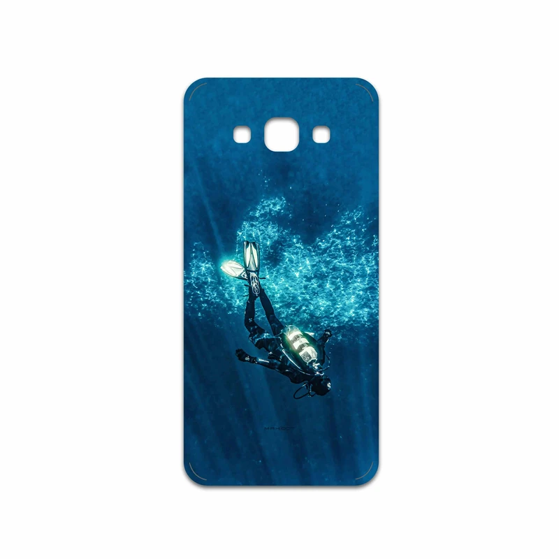 برچسب پوششی ماهوت مدل Scuba Diving مناسب برای گوشی موبایل سامسونگ Galaxy A8