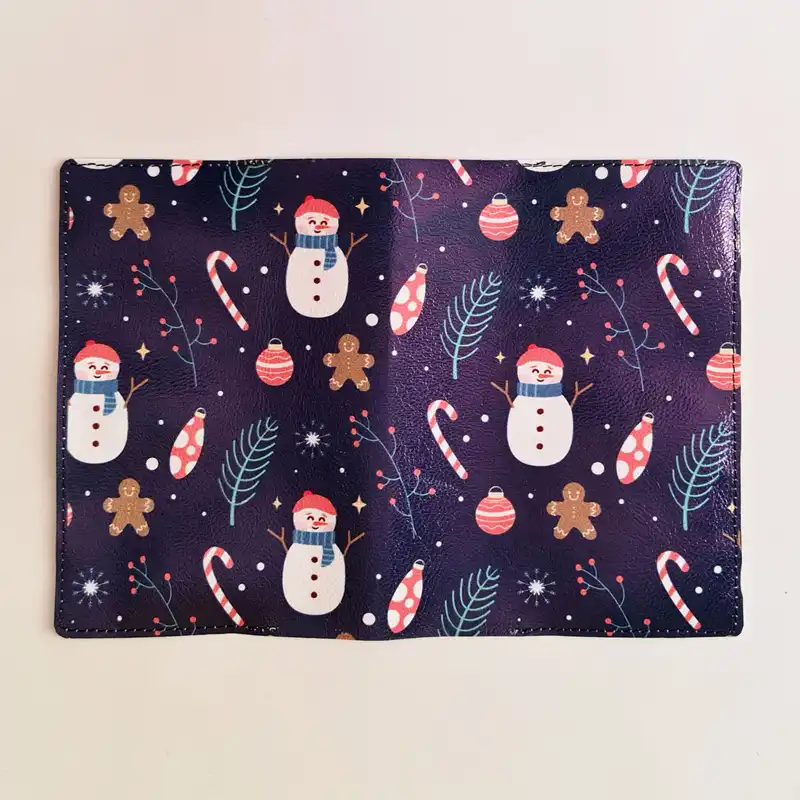 جلد شناسنامه طرح کریسمس مدل IDC180321