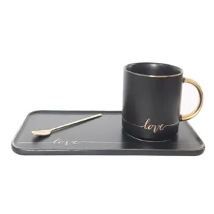 ماگ مدل لاو کد 1605 به همراه زیر لیوانی