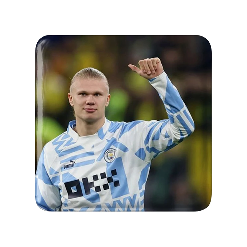 مگنت خندالو طرح ارلینگ هالند (Erling Haaland) مدل مربعی کد 36376