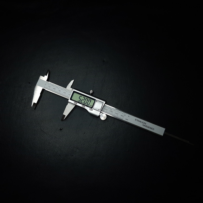 کولیس دیجیتالی مدل AI-150-6 گستره 150-0 میلیمتر کولیس دیجیتالی مدل AI-150-6 گستره 150-0 میلیمتر