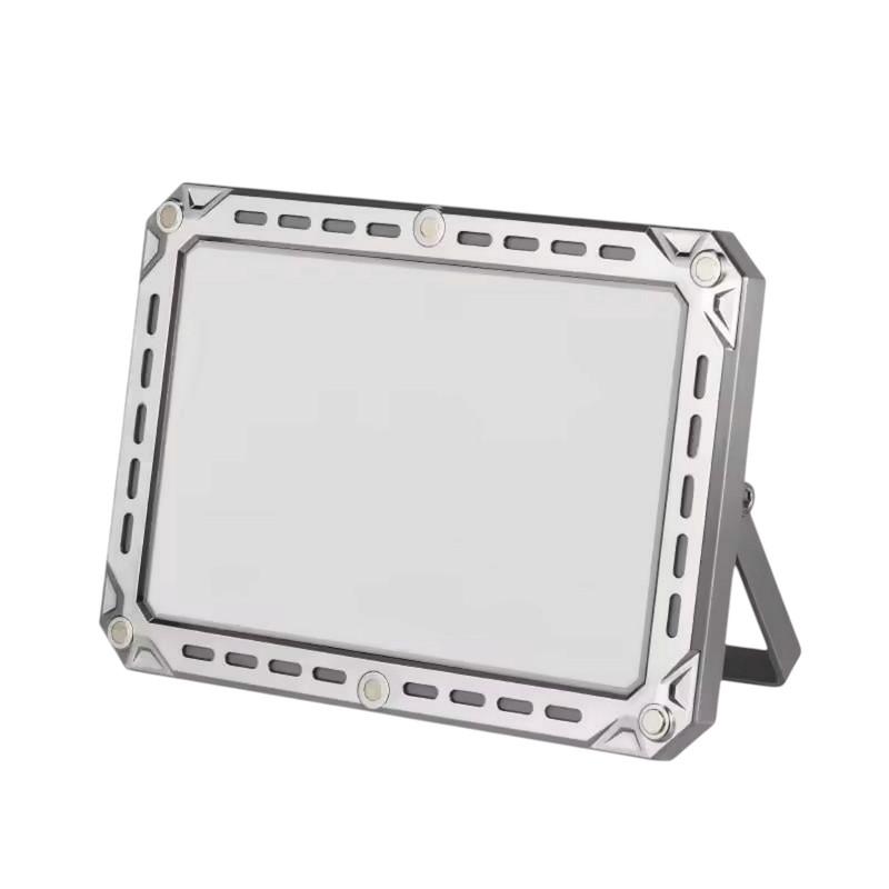 چراغ کمپینگ مدل w8138 با نور مهتابی