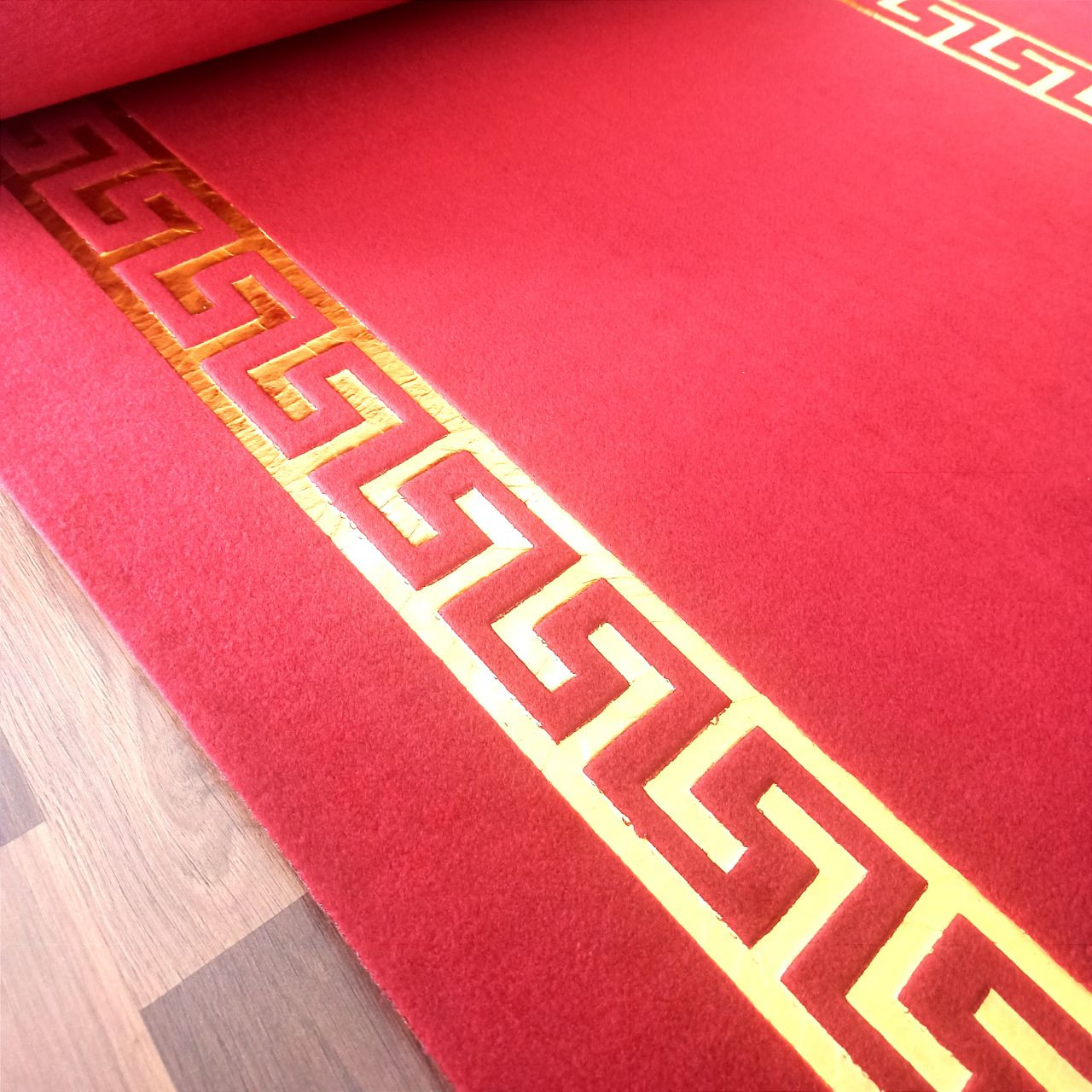 موکت مدل تشریفات طرح طلاکوب