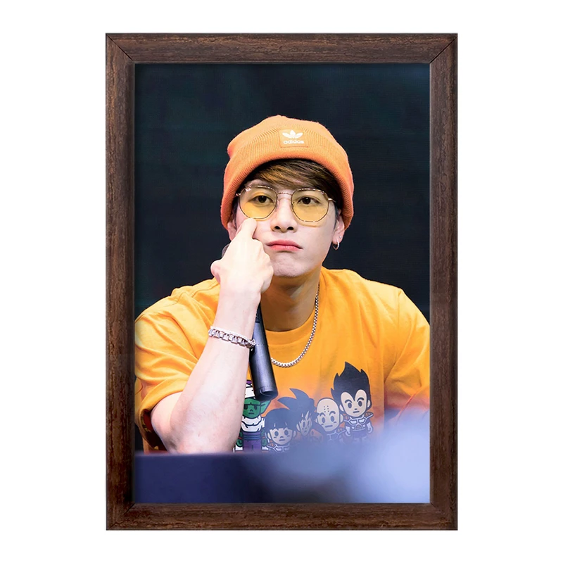 تابلو خندالو طرح جکسون وانگ گروه گات سون GOT7  کد 11660