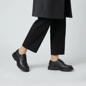 کفش روزمره زنانه چرم عطارد مدل چرم طبیعی کد SH329