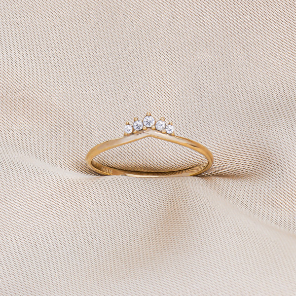 انگشتر طلا 18 عیار زنانه ماوی گالری مدل تاج نگینی