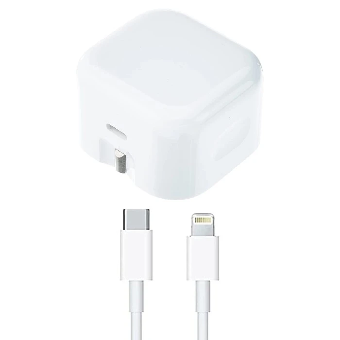 شارژر دیواری 35 وات سولوفر مدل 35W UK به همراه کابل تبدیل لایتنینگ به USB-C