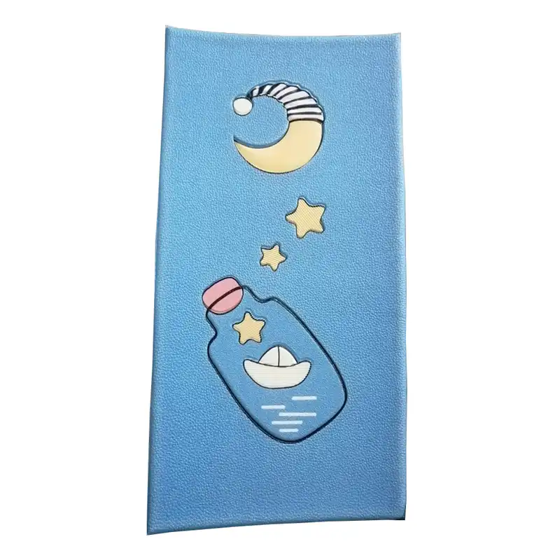 دیوارپوش مدل کودکانه طرح ماه و ستاره بسته 4 عددی