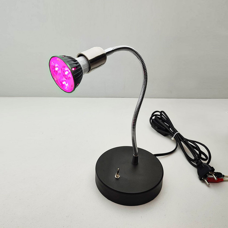 چراغ رشد گیاه 3 وات مدل رومیزی فلزی طرح فول اسپکتروم پایه GU5.3 کد BL147