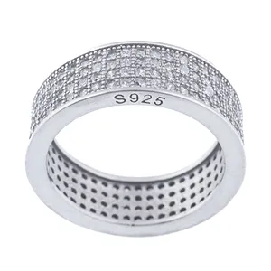 انگشتر نقره زنانه مدل دور نگین AMT-R148