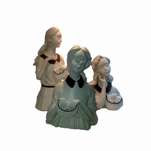 مجسمه مدل دختر مجموعه سه عددی