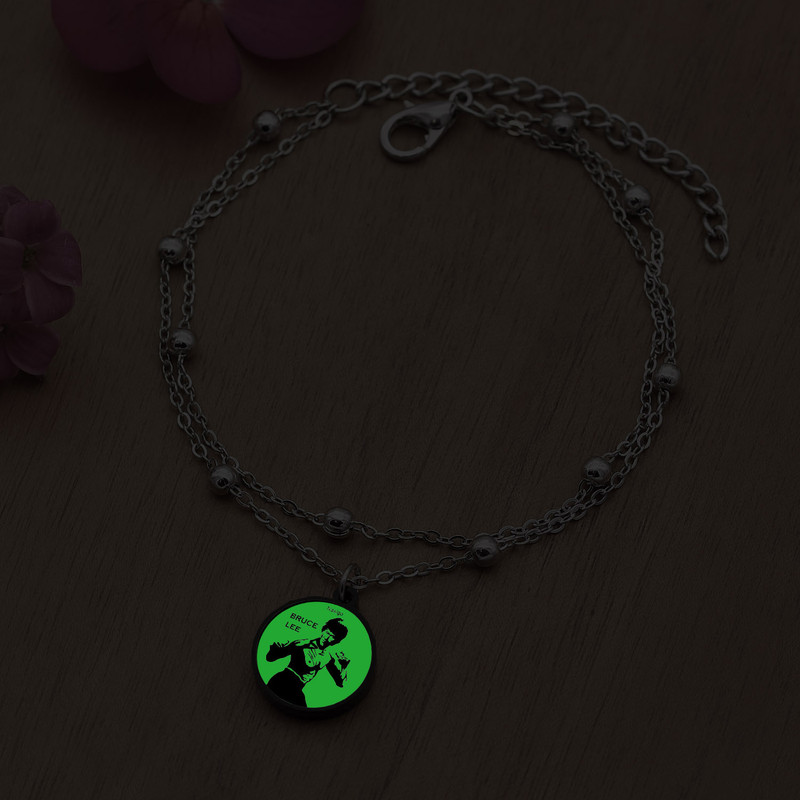 پابند زنانه ناکسیگو مدل شب تاب طرح بروس لی کد LB7417 پابند زنانه ناکسیگو مدل شب تاب طرح بروس لی کد LB7417