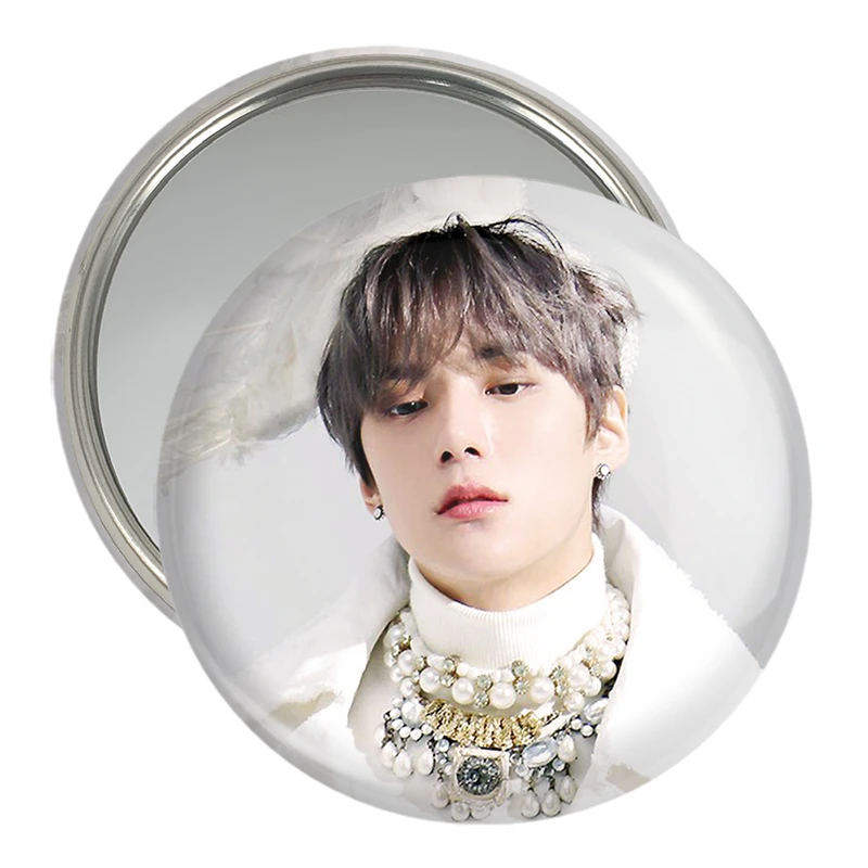 آینه جیبی خندالو مدل مینهیوک گروه مانستا اکس MONSTA X  کد 21166