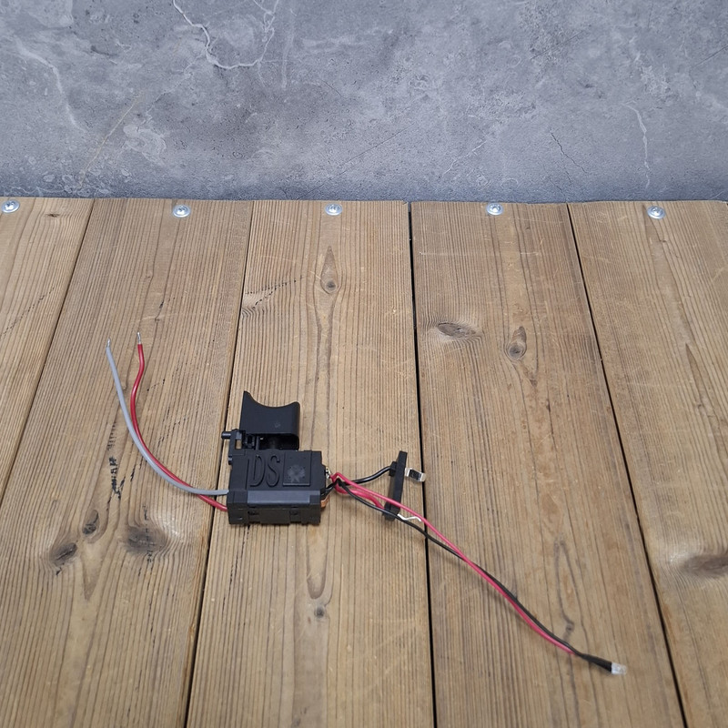 کلید دریل شارژی باس مدل DS_B