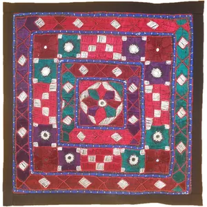 رومیزی سوزن دوزی مدل عسلی کد SOO96