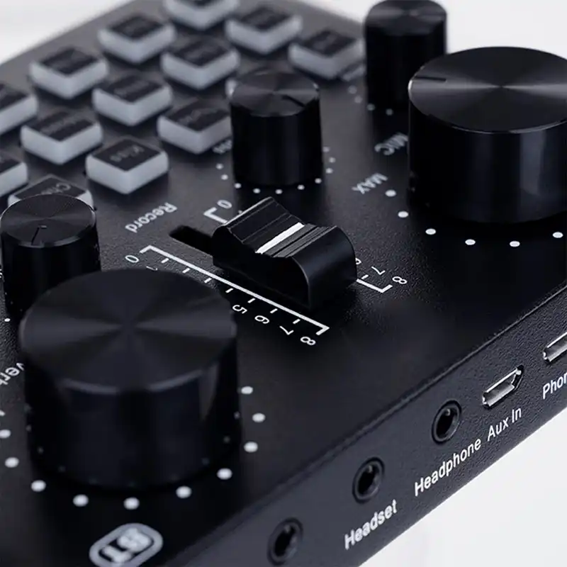 کارت صدا استودیو مدل V8 Plus