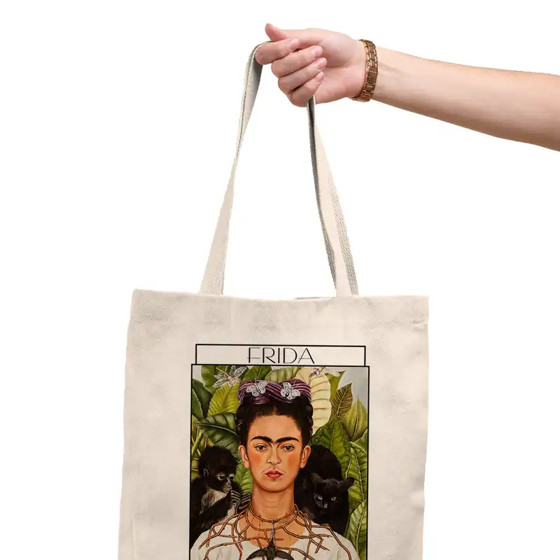 ساک خرید ترمه طراحان ایده مدل خودنگار با گردنبند آهنی و پرنده از فریدا کد art0125 - L