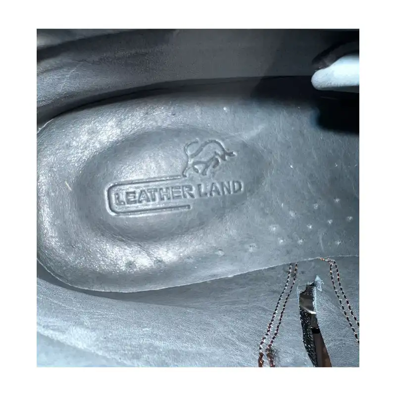 بوت زنانه سرزمین چرم کد 145293 رنگ مشکی