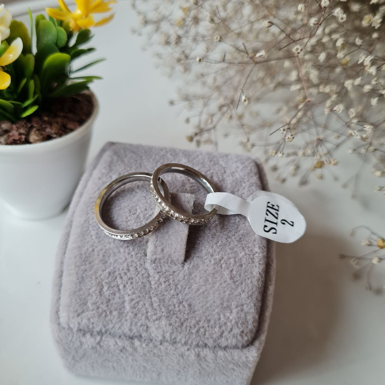 انگشتر زنانه مدل نگینی