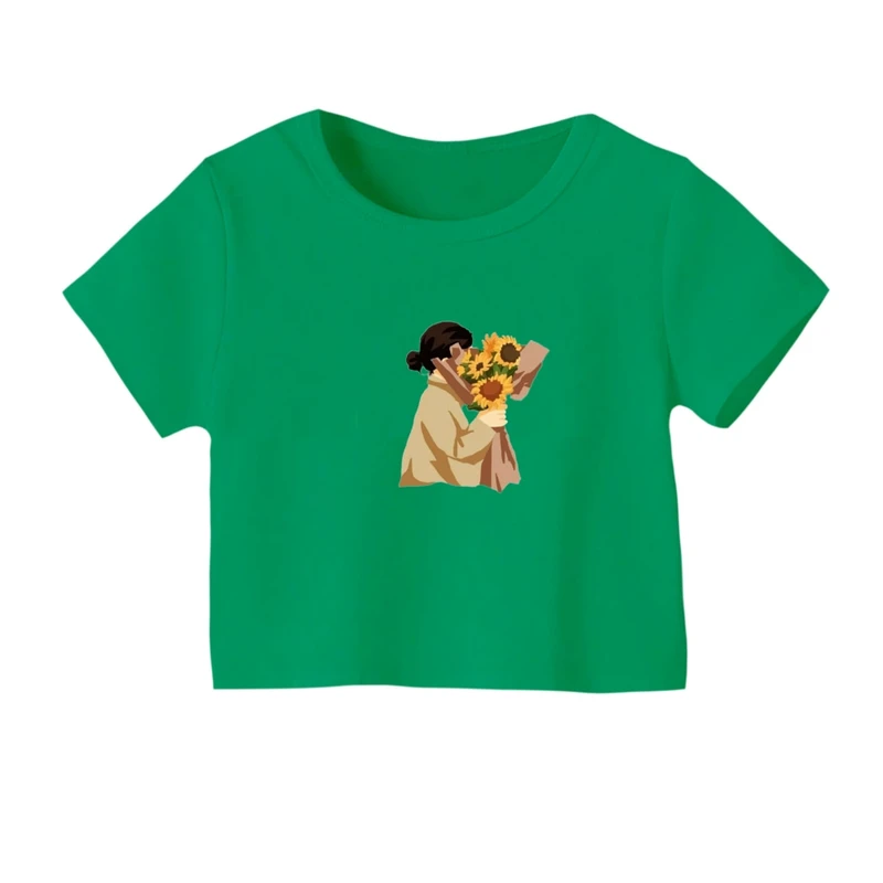 کراپ‌ تی‌شرت آستین کوتاه زنانه مدل گل و دختر