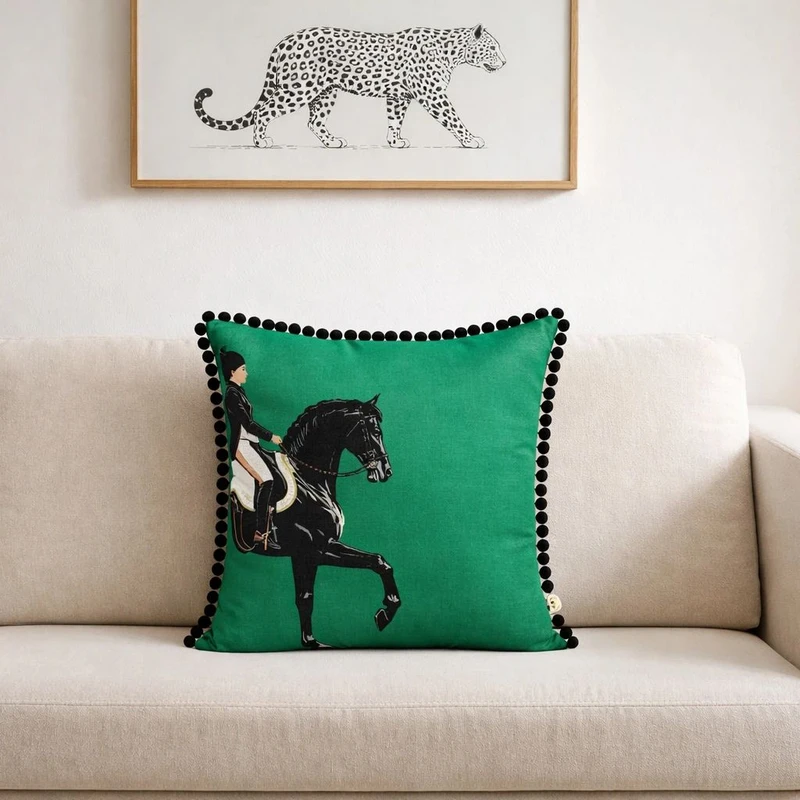 کوسن مدل  چاپ دیجیتال سایز 43*43 سانتی متر