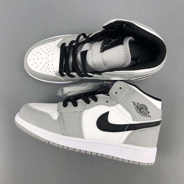 کفش بسکتبال زنانه مدل Air jordan 1